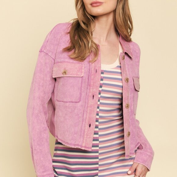 MYSTREE Mauve Cropped Shacket Button Front Waffle Texture Overshirt - Picture 2 of 6